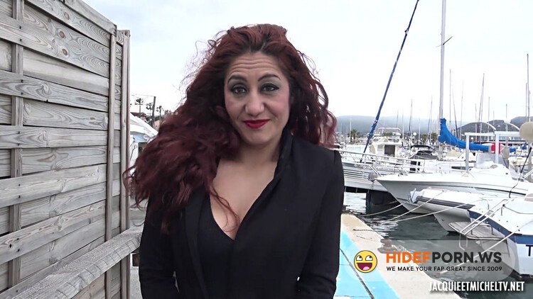 JacquieEtMichelTV - Dana Santo, Mya Lorenn - Les Jeux Fous De Dana Et Mya ! [FullHD 1080p]