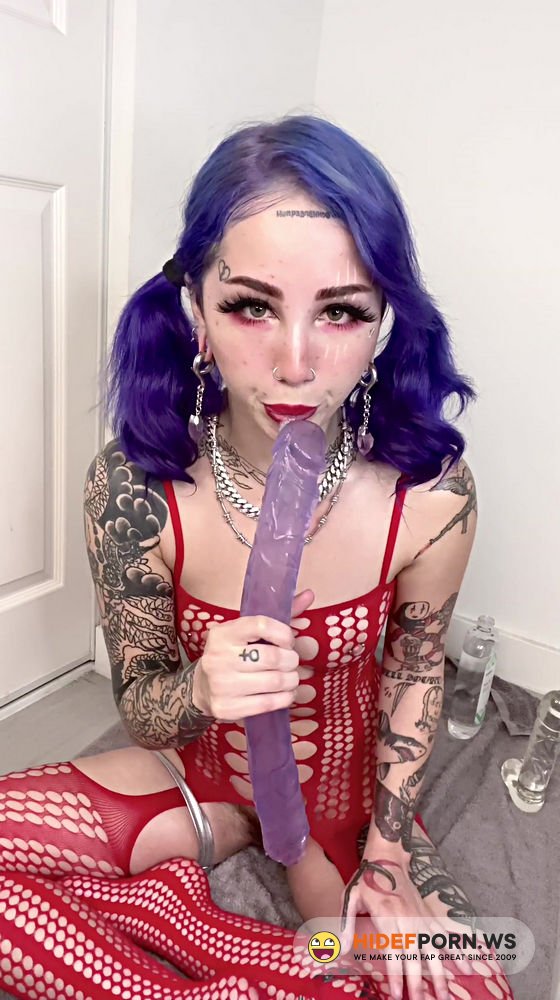 ManyVids - Valerica Steele - XXXTRA MESSY - Solo [UltraHD 2K 2156p]