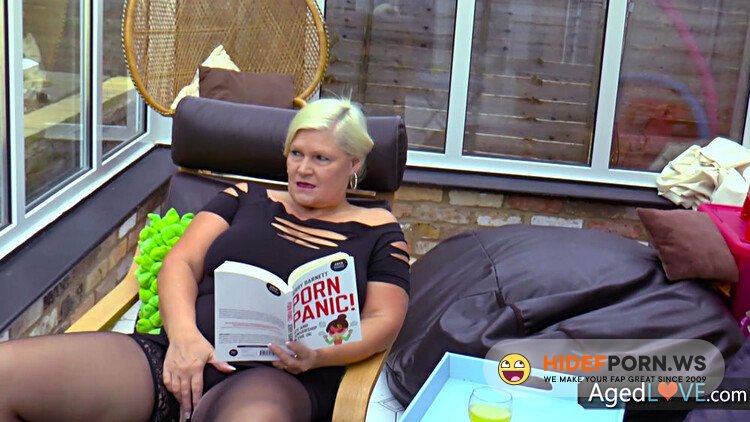 Oldnanny/AgedLove - Lacey Star 4 The Pool Boy [FullHD 1080p]