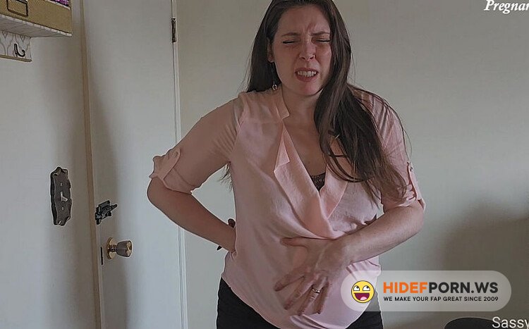 Manyvids.com - Pregnant Teacher Labor Fuck : Sassy Pantz [FullHD 1080p]
