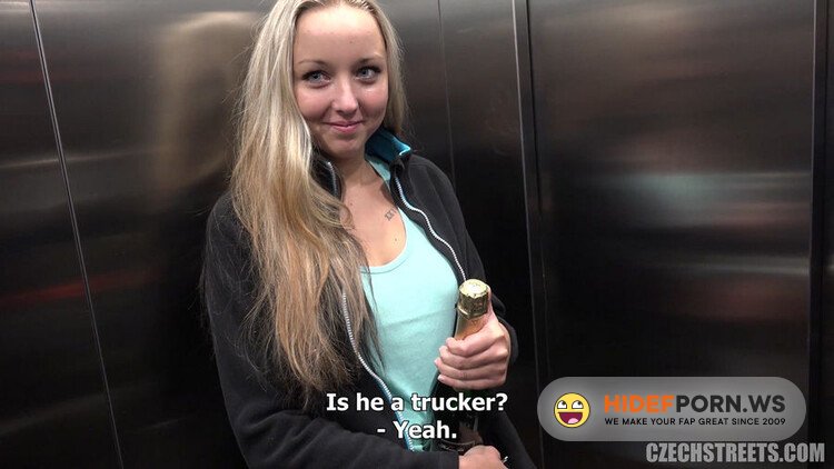 CzechStreets/CzechAV - Blonde Princess [UltraHD/4K 2160p]