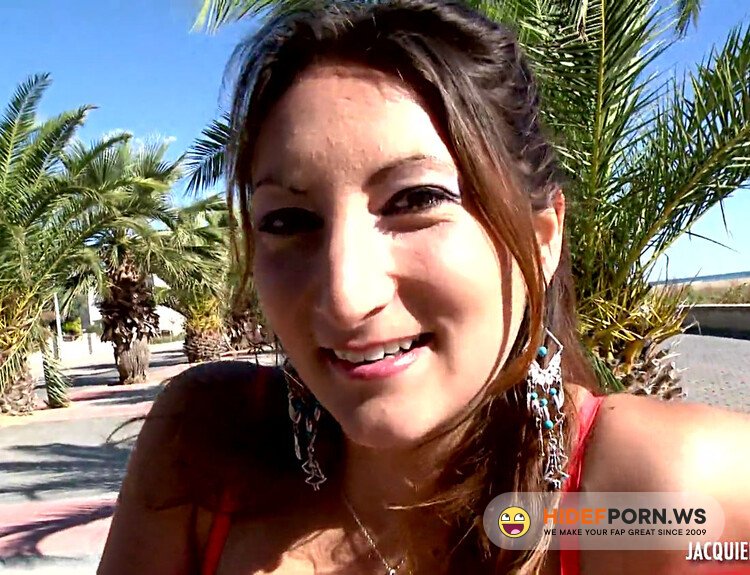 Jacquie Et Michel TV - Charlotte De Castille - Charlotte Sodomisee Sur La Plage ! [FullHD 1080p]