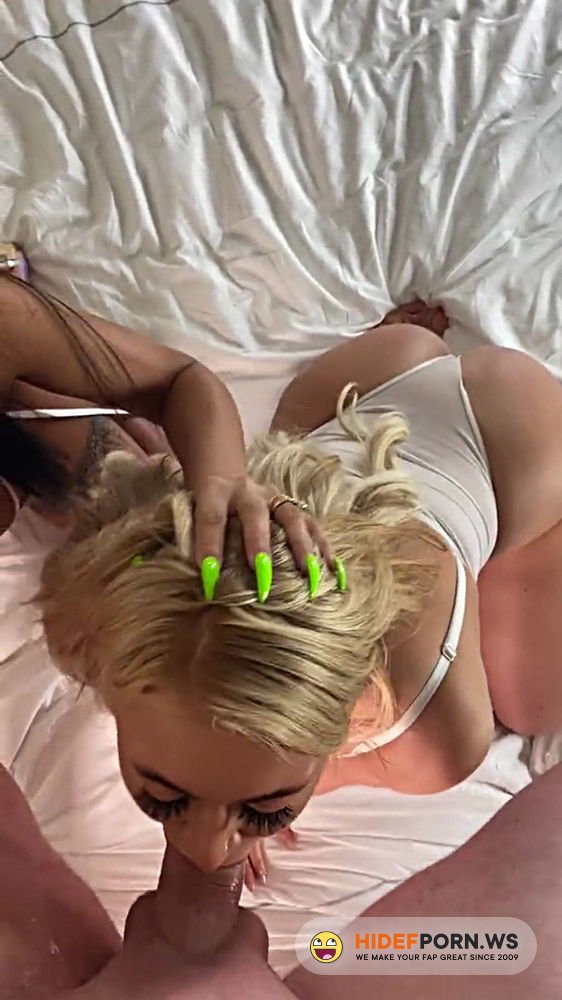 Onlyfans - Elle Brooke Sloppy Double Blowjob Video Leaked [FullHD 1080p]