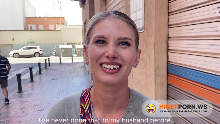 Pornhub - The Neighbor Was Posing As a Professional Massage Therapist Miss Driada 4K Miss Driada [FullHD 1080p]