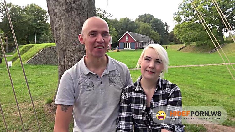 VurigVlaanderen/MeidenVanHolland - Geil Stel Tanja En Gerard [HD 720p]
