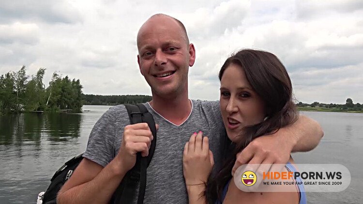 VurigVlaanderen/MeidenVanHolland - Jill En Vince Neuken Aan Het Water [HD 720p]