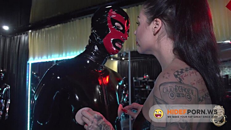 Clips4Sale - PoS Rubber Enclosed - [HD 720p]