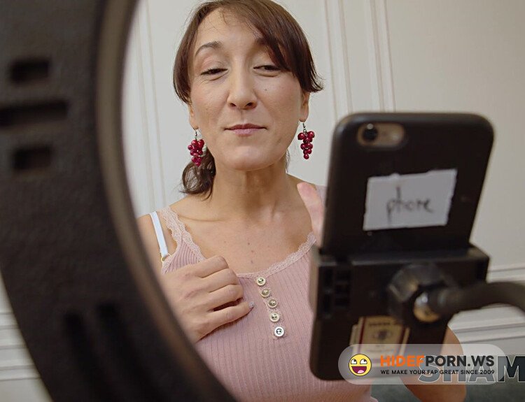 Shame4K.com/Vip4K.com - Karina Fox - It Ain’T Easy Being A Small Titty Blogger [FullHD 1080p]