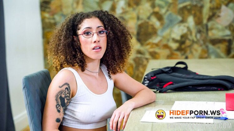 FreeuseFantasy.com/TeamSkeet.com - Unblock Me : Kira Perez [FullHD 1080p]