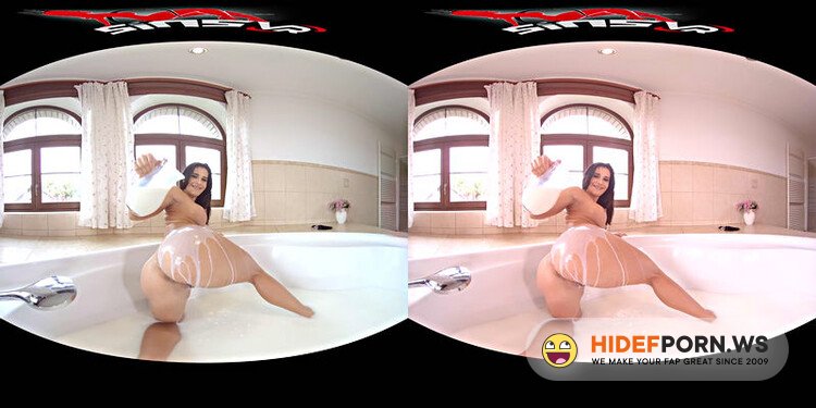Bangbigass - Ninel Mojada - Milk Bath [UltraHD 4K 2700p]