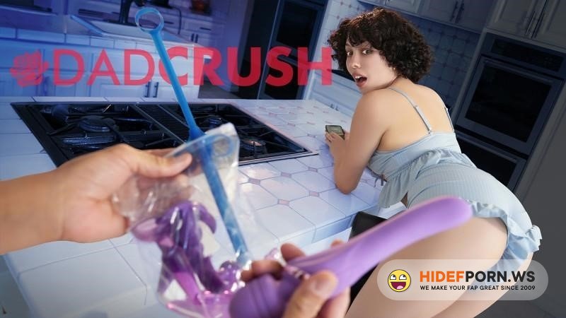 DadCrush - Satine Summers - Backdoor Birds And Bees [2024/SD]