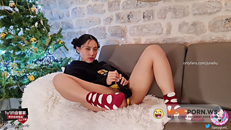 Onlyfans - June Liu - video-097 [UltraHD 4K 2160p]