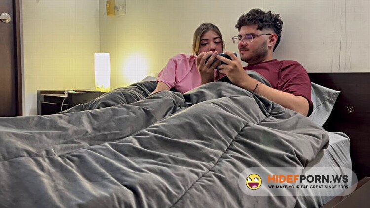 PinaXpress - Horny ROOMMATES | NETFLIXXX ?? [HD 720p]