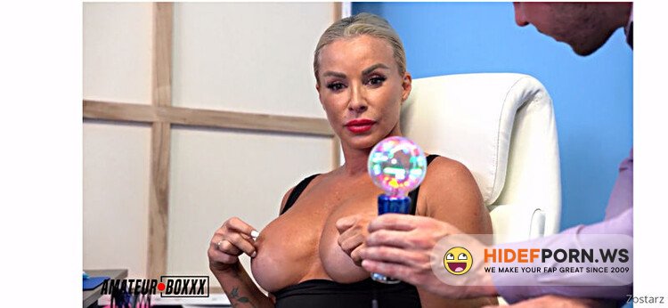 Onlyfans - Robbin Banx - Video 230 [HD 886p]