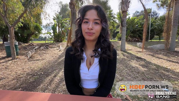 Bang! Real Teens/Bang.com - Luxe La Fox : Gets A Teen Creampie [FullHD 1080p]