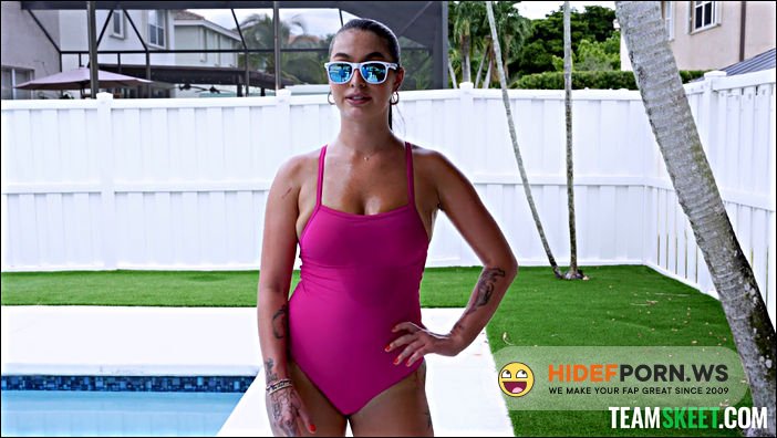 Violet Ray - Work Out My Stamina In HD [FullHD 1080p]
