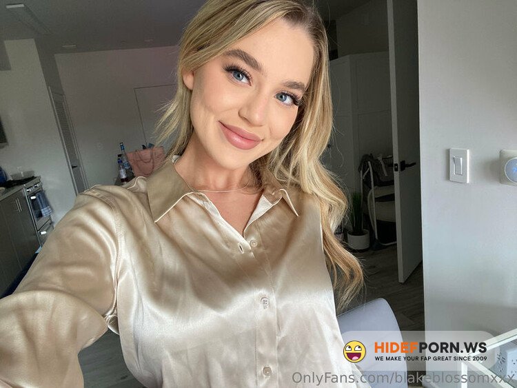 Onlyfans - Blake Blossom Clip 66 [FullHD 1080p]