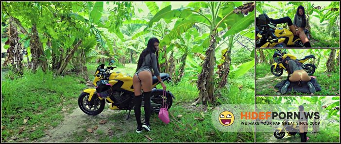 ManyVids - Melissacandy Bikerchik Fuck Pussy And Squirt [HD 720p] - 2025