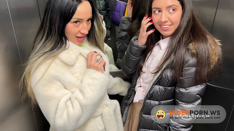 Onlyfans - Picked Up With a Friend Of Two Beauties And Fucked Them On The Kitchen Table DisDiger [FullHD 1080p]