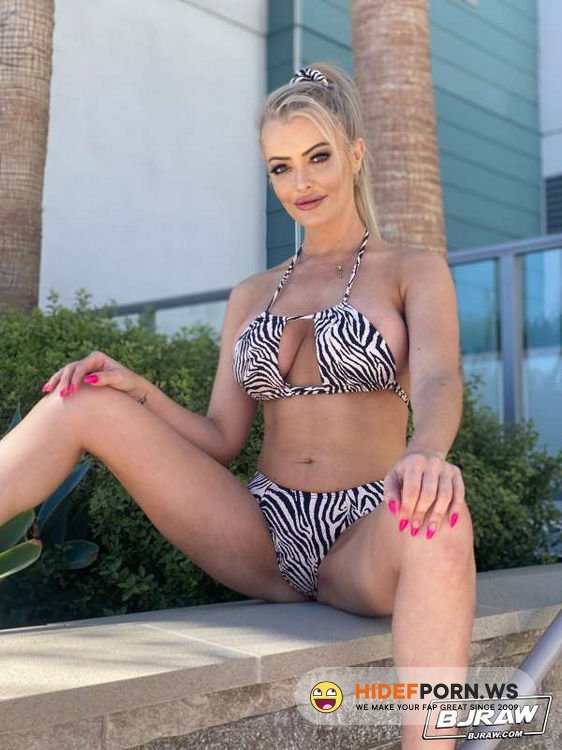 BJRaw.com - Linzee Ryder : Linzee Gives Good Lip Service [FullHD 1080p]