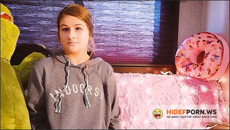 Liddy Tyler Gives a Blowjob And Receives Cumshot 1080p [FullHD 1080p] - 2025