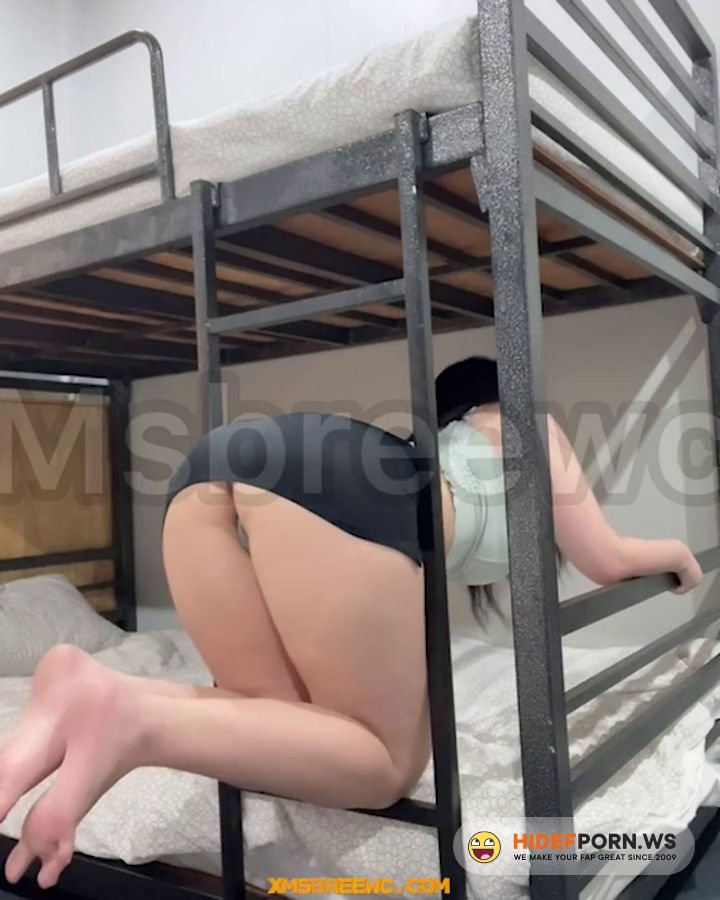 Onlyfans - HE LICKED MY PUSSY SO WELL UNTIL MY LEGS TREMBLING  MSBREEWC msbreewc [SD 900p]