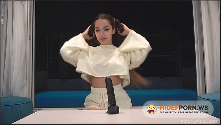 Seltin Sweety @selti  Evening Near The Pool [HD 720p] - 2025