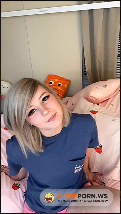 Onlyfans - Ymi22 Fucks a Dildo 1080p [SD 1080p] - 2025