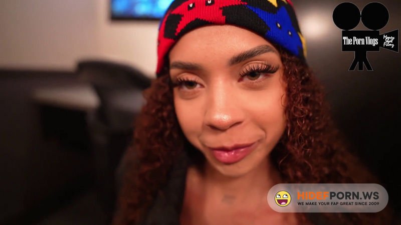 Onlyfans - Spiderman Girl Got Fucked At The Airport And The Pool Porn Vlog Ep 25 The Porn Vlogs [FullHD 1080p]