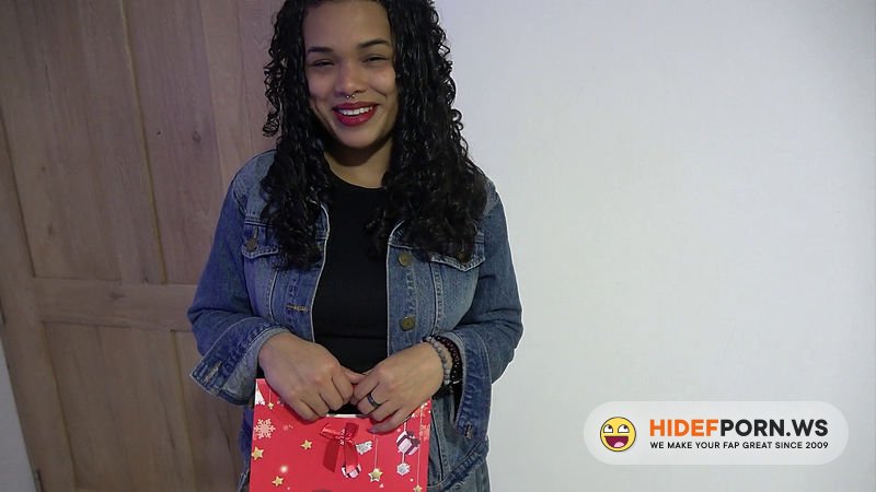Onlyfans - I Was His Christmas Gift Hard Pussy Licking December Contest Video Thanks For Your Vote Xattla Lust [FullHD 1080p]