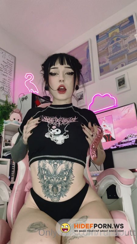 Onlyfans - Runabyte Booba Exe Runabutt Runafangz [SD 1920p]