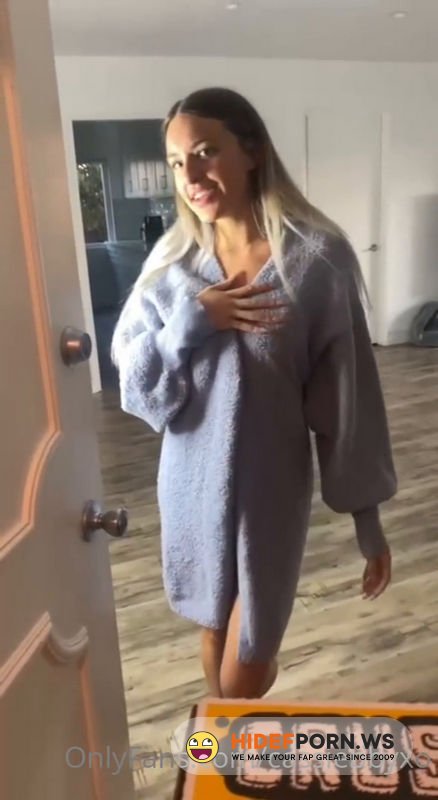 Onlyfans - Kendra Rowe Sex With Pizza Delivery Guy [SD 1080p]