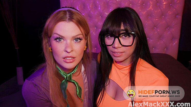 Onlyfans/ManyVids - Violet Myers And Elly Clutch  Scooby Doo Cosplay Threesome [FullHD 1080p] - 2025