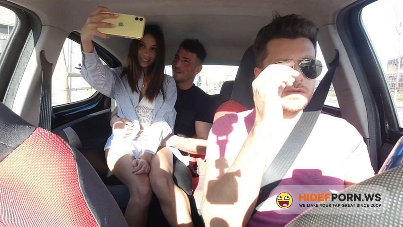 Onlyfans - Baby Nicols  Having Sex With Pretty Latina On The Uber [FullHD 1080p]