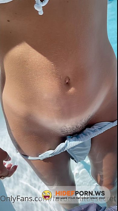 Onlyfans - Ambie Bambii @favoritelittlesecret  Getting Fucked At The Pool [SD 1080p] - 2025