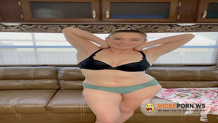 Onlyfans - Natalia Leo – Girlfriend Helps You Relax After Work [FullHD 1080p] - 2025