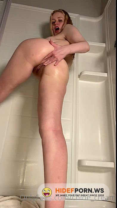 Onlyfans - Chloe Cream Shows Her Tits 720p [SD 720p] - 2025