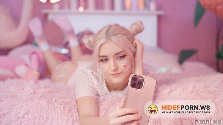 Onlyfans - Eva Elfie Evaelfie  Girl Huge Cumshot On Cutie Face [FullHD 1080p] - 2025