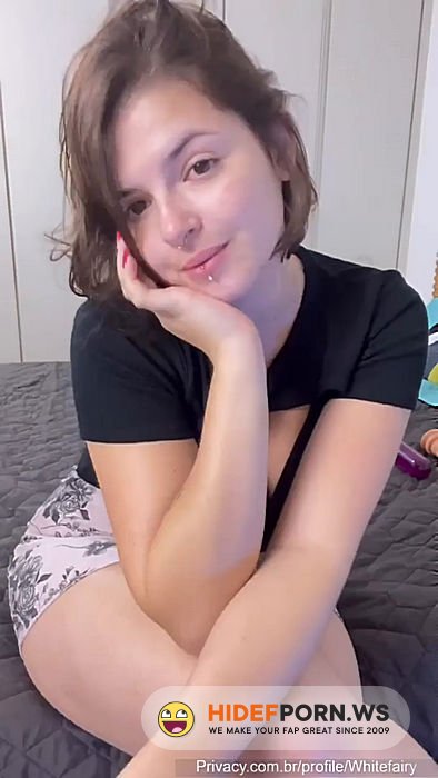 Onlyfans/ManyVids - Kerolay Chaves Has Fun With Her New Dildo 1080p [SD 1080p] - 2025