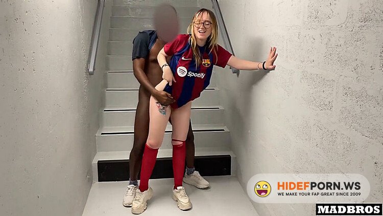 Onlyfans/ManyVids - Reels Plans  Emejotaxxx  A Barcelona Supporter Fucked By PSG Fans [FullHD 1080p] - 2025