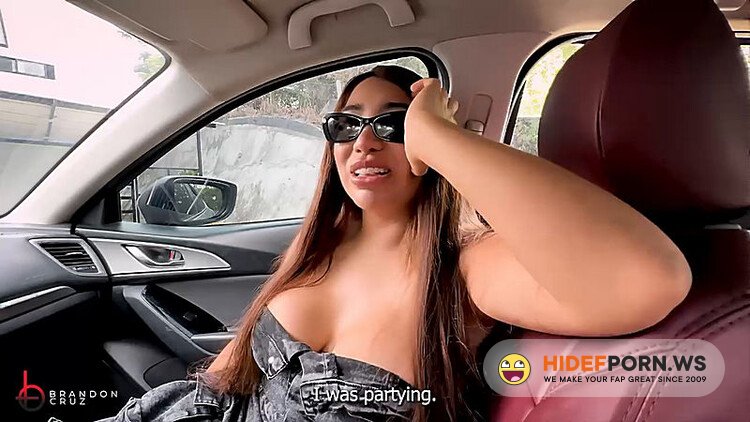 Onlyfans/ManyVids - Verito Aguas  Cuckold Wife Fucks Her BBC Driver In Husband s Car [HD 720p] - 2025
