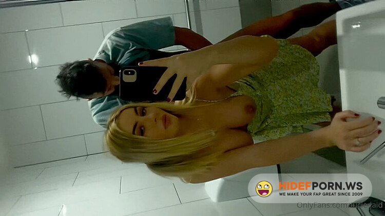 Onlyfans/ManyVids - Lucie Jaid @lucie Jaid   Bathroom Tape [FullHD 1080p] - 2025