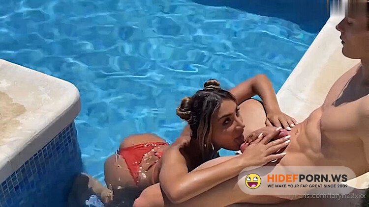Onlyfans/ManyVids - Laryn Budi @laryn18xxx   Poolside Blowjob [HD 720p] - 2026