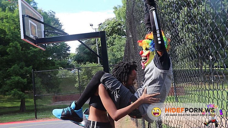 Onlyfans/ManyVids - GIbbyTheClown  Fucked a WNBA Player At a B Ball Court [FullHD 1080p] - 2026