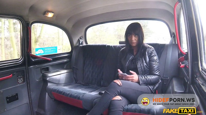 FakeTaxi.com/FakeHub.com - Tera Joy : Saucy Hot Brunette Loves Czech Cock [FullHD 1080p]