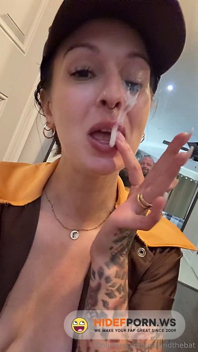 Onlyfans/Fansly - Catandthebat Wittlemousey Delivery Girl [SD 1920p] - 2026