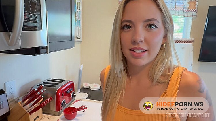Onlyfans - Lola Cheeks  Baking Cookies With My Sweet Blonde Step Daughter [FullHD 1080p] - 2026