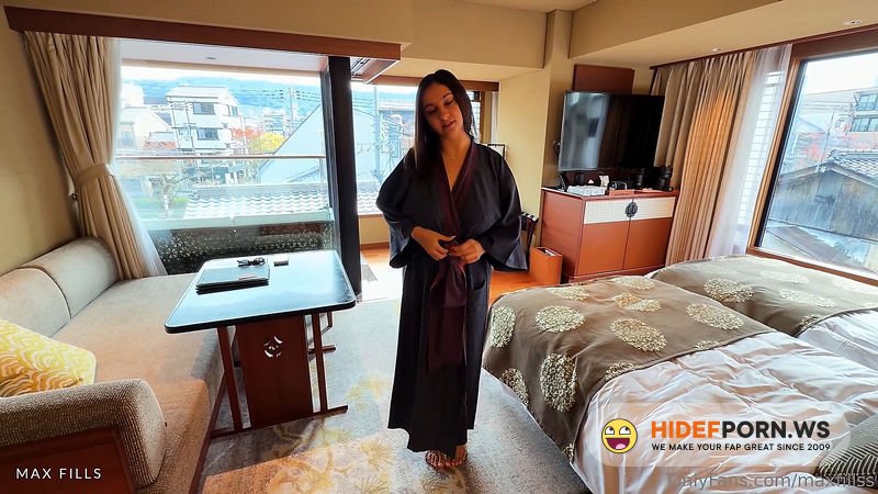 OnlyFans.com - Hailey Rose  Creampie In Public Japanese Onsen Bath With Husband [FullHD 1080p]