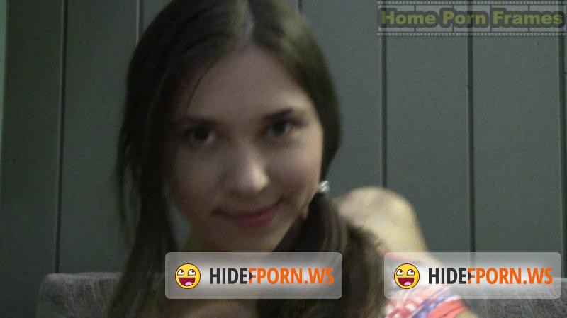 HomePornFrames.com - Natti - Brunette teen girl selfshort homemade video [FullHD 1080p]