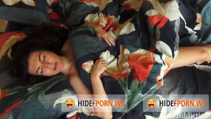 Clips4Sale.com - Incest - Taking Advantage of Sleeping Mom [FullHD 1080p]